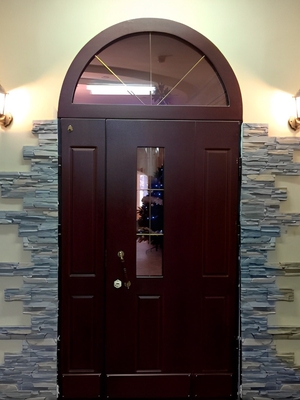 Фото арочной двери со стеклом Фото арочной двери со стеклом