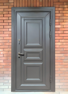 Фото уличной двери