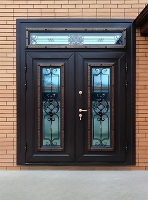 Нестандартная дверь