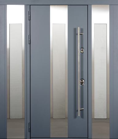 Тамбурная дверь МДФ окрас RAL с остеклением